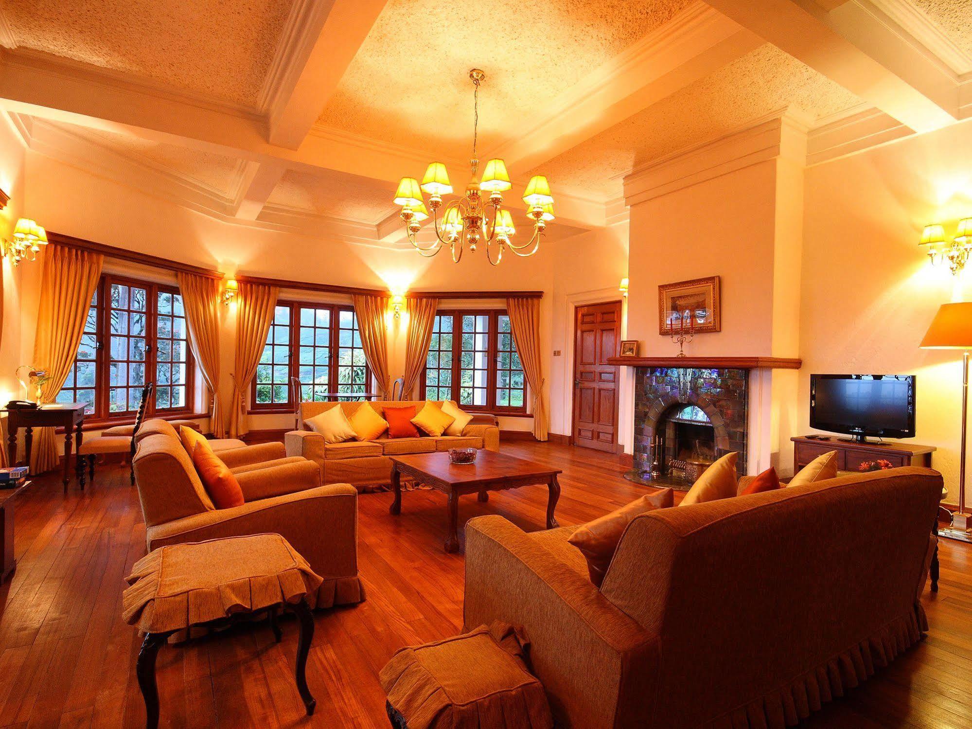 האטון Governor'S Mansion מראה חיצוני תמונה